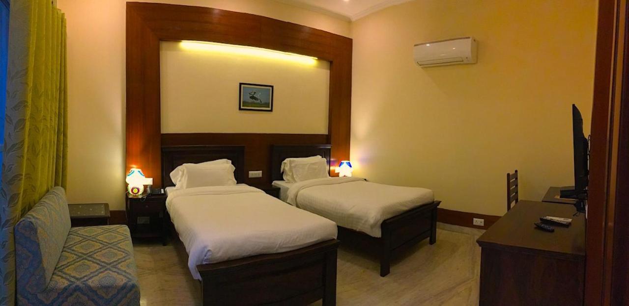 The Birder'S Inn Bharatpur Bagian luar foto
